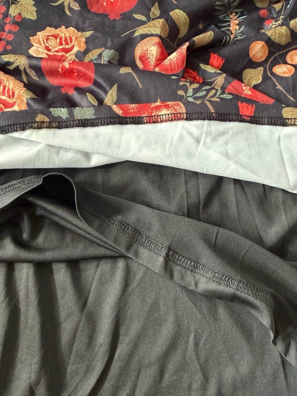 Cider Women’s Black Floral & Fruit Print A-Line Skirt XL - Picture 2 of 4